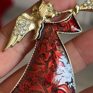 4/$50 Gold and Red GUARDIAN Angel Brooch 😇